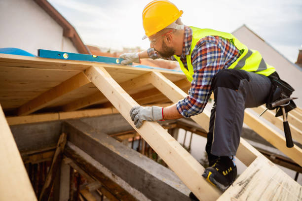 Best Roof Gutter Cleaning  in Lacey, WA